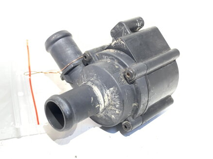 PRÍDAVNÁ VODNÁ PUMPA AUDI A3 (8V1, 8VK) 2012 - 2020 5Q0965561B