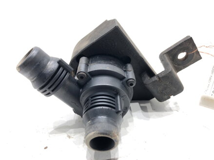 PRÍDAVNÁ VODNÁ PUMPA BMW 5 TOURING (E61) 2004 - 2010