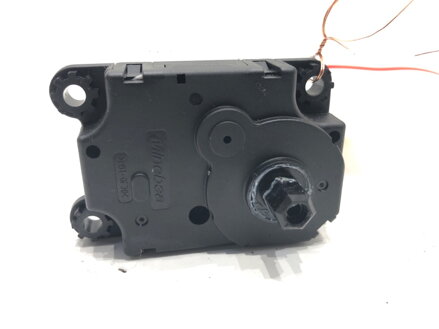 MOTOR RADIÁTORA KÚRENIA NISSAN QASHQAI II SUV (J11, J11_) 2013 - 2022 HAD-36013-A
