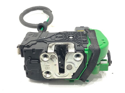 ZÁMOK DVERÍ PRAVÝ PREDNÝ HYUNDAI I40 I (VF) 2012 - 2022 81320-3Z020
