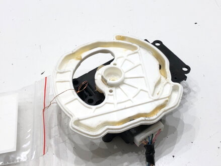 MOTOR RADIÁTORA KÚRENIA MAZDA 3 (BM, BN) 2013 - 2022 GA705KD47