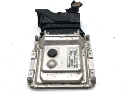 RIADIACA JEDNOTKA MOTORA HYUNDAI I30 (GD) 2011 - 2022 39110-2BFW4