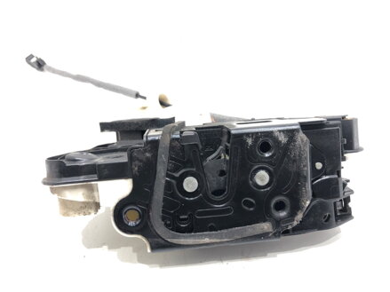 ZÁMOK DVERÍ ĽAVÝ PREDNÝ VW GOLF VII (5G1, BQ1, BE1, BE2) 2012 - 2022 5K1837015D