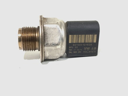 SNÍMAČ TLAKU PALIVA AUDI A4 B8 (8K2) 2007 - 2015 04L906054