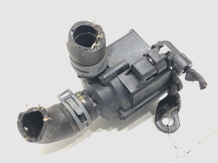 PRÍDAVNÁ VODNÁ PUMPA AUDI A4 B8 (8K2) 2007 - 2015 04L965559
