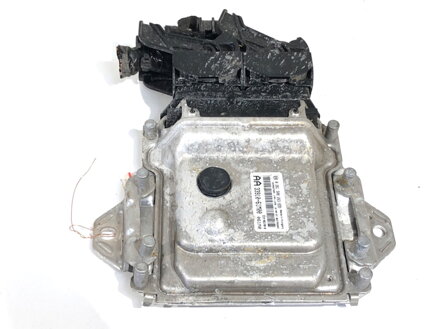 RIADIACA JEDNOTKA MOTORA SUZUKI VITARA (LY) 2015 - 2022 33910-61M00