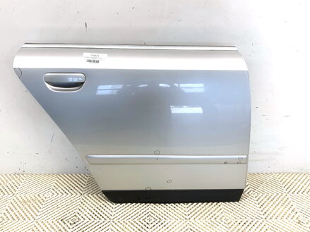 DVERE PRAVÉ ZADNÉ AUDI A4 B6 AVANT (8E5) 2000 - 2005