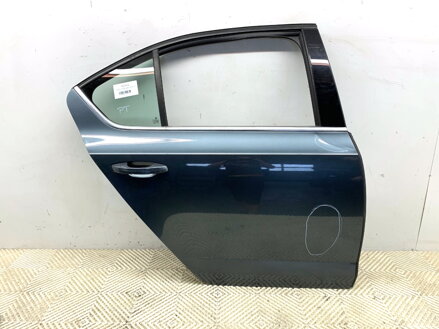 DVERE PRAVÉ ZADNÉ F7Y LF7Y F6F6 SKODA OCTAVIA III (5E3, NL3, NR3) 2012 - 2022