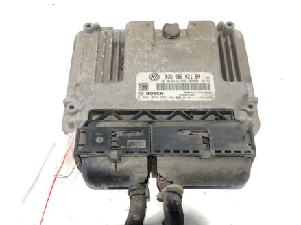 RIADIACA JEDNOTKA MOTORA SEAT LEON (1P1) 2005 - 2013 0281014581 03G906021SH