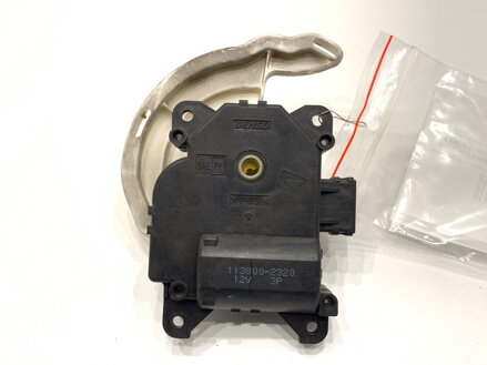 MOTOR RADIÁTORA KÚRENIA MAZDA CX-9 (TB) 2006 - 2022 113800-2320