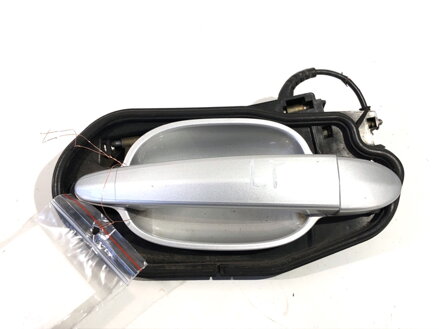 KĽUČKA VONKAJŠIA ĽAVÁ ZADNÁ BMW 5 (E60) 2003 - 2010 7034543
