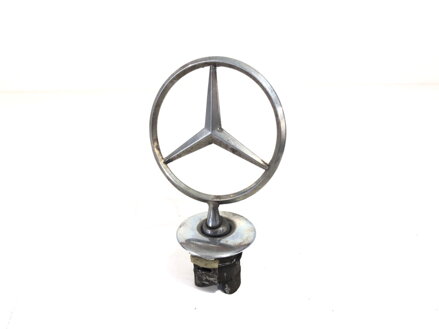 ZNAK / EMBLÉM LOGO LOGO PREDNÝ MERCEDES-BENZ CLASS E (W212) 2009 - 2016