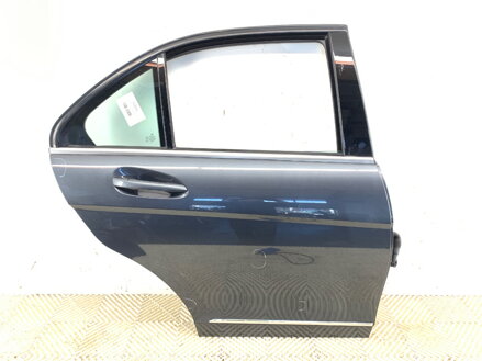 DVERE PRAVÉ ZADNÉ MERCEDES-BENZ CLASS C (W204) 2007 - 2015