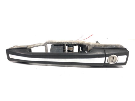 KĽUČKA VONKAJŠIA ĽAVÁ PREDNÁ MERCEDES-BENZ 124 SEDAN (W124) 1984 - 1993