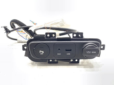 ZÁSUVKA / ULOŽENIE USB KIA SPORTAGE III (SL) 2009 - 2022 96110-3W100