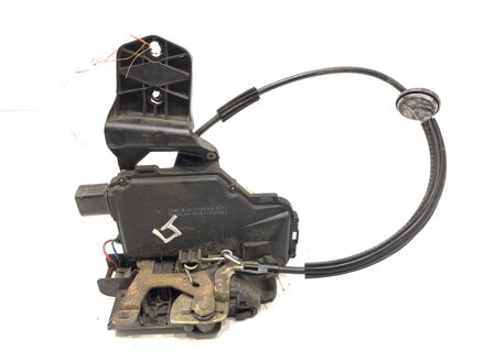 ZÁMOK DVERÍ ĽAVÝ ZADNÝ VW PASSAT B5 (3B2) 1996 - 2001 3B4839015A