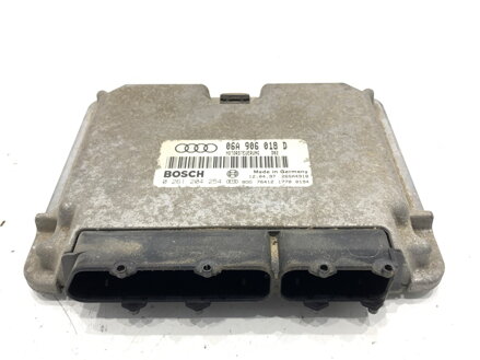 RIADIACA JEDNOTKA MOTORA AUDI A3 (8L1) 1996 - 2006 06A906018D 0261204254