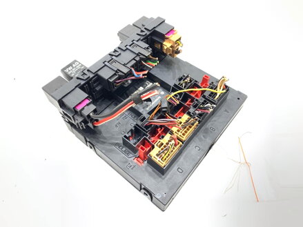 MODUL KOMFORTU VW PASSAT B6 VARIANT (3C5) 2005 - 2011 3C8937049AB