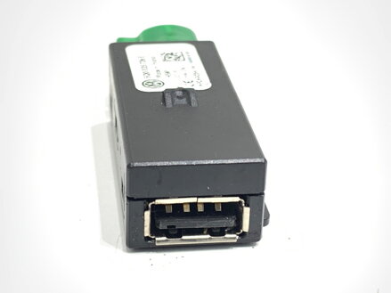 ZÁSUVKA / ULOŽENIE USB SKODA KAROQ (NU7, ND7) 2017 - 2022