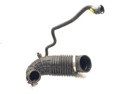 VZDUCHOVÉ POTRUBIE SEAT EXEO (3R2) 2008 - 2013 8E0129615Q