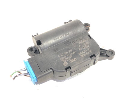 MOTOR RADIÁTORA KÚRENIA SEAT EXEO (3R2) 2008 - 2013 8E1820511B 0132801303