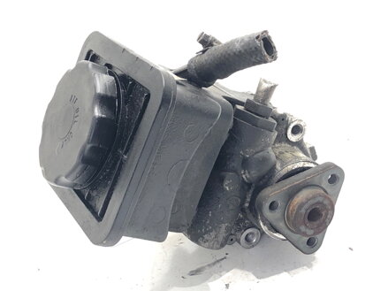 SERVOČERPADLO BMW 5 (E39) 1995 - 2003 6756575