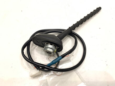 ANTÉNA TOYOTA YARIS (_P13_) 2010 - 2022 V3-08998C