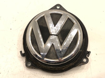 KĽUČKA VEKA BATOŽINOVÉHO PRIESTORU ZADNÁ VW GOLF VI (5K1) 2008 - 2014 6R0827469