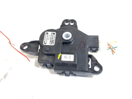 MOTOR RADIÁTORA KÚRENIA KIA CEE'D (JD) 2012 - 2018 D267-EBABA01
