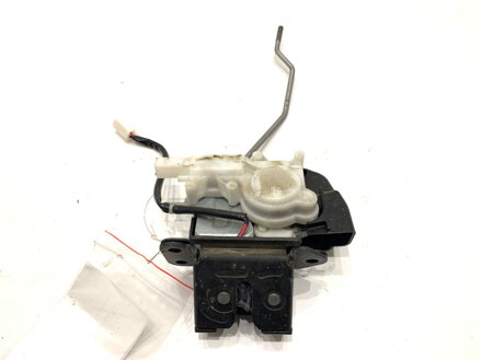 ZÁMOK VEKA BATOŽINOVÉHO PRIESTORU ZADNÝ MAZDA CX-7 (ER) 2006 - 2014