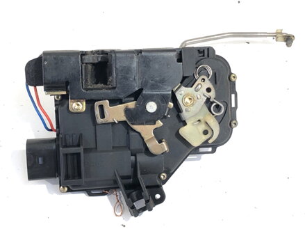 ZÁMOK DVERÍ ĽAVÝ PREDNÝ AUDI A2 (8Z0) 2000 - 2005