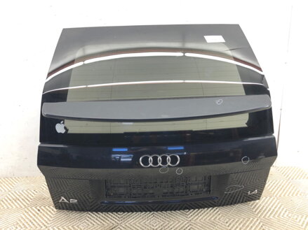 VEKO BATOŽINOVÉHO PRIESTORU KUFOR ZADNÝ AUDI A2 (8Z0) 2000 - 2005