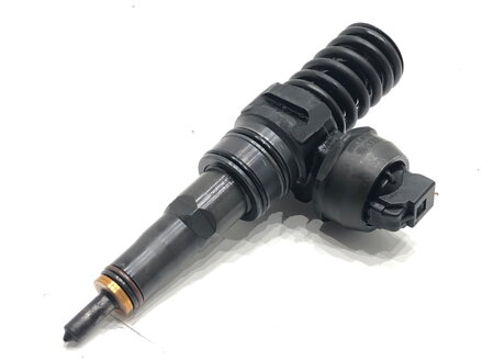 ČERPADLO-VSTREKOVAČ AUDI A4 B6 (8E2) 2000 - 2005 038130073AR