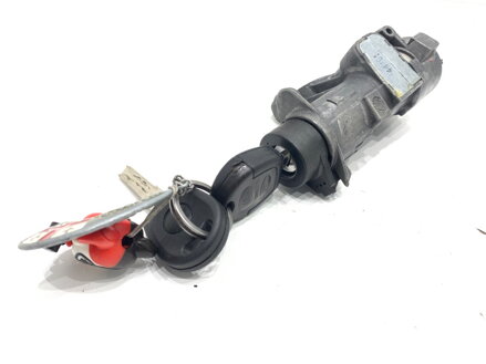 SPÍNACIA SKRINKA SEAT LEON (1M1) 1999 - 2006 4B0905851C
