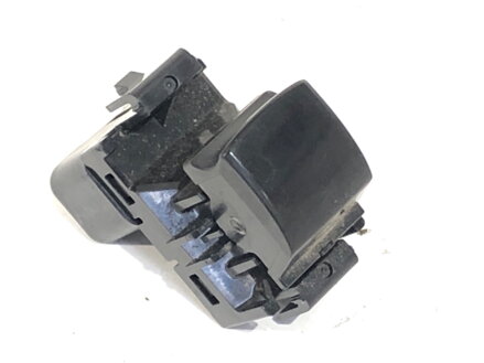 OVLÁDANIE OKIEN MITSUBISHI MIRAGE / SPACE STAR VI LIFTBACK (A0_A) 2012 - 2022