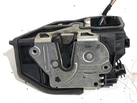 ZÁMOK DVERÍ ĽAVÝ PREDNÝ BMW 1 (E87) 2003 - 2013 7167077