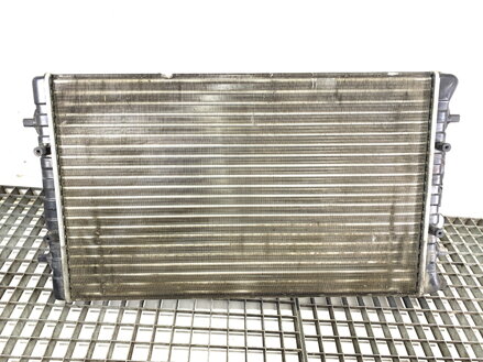 CHLADIČ VODY AUDI A3 (8L1) 1996 - 2006 8MK376888