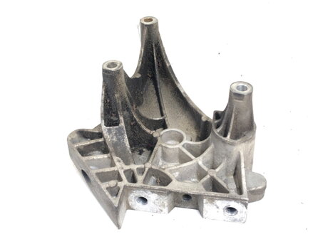 DRŽIAK MOTORA AUDI A3 (8P1) 2003 - 2013 06F199207Q