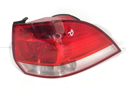 SVETLO PRAVÉ ZADNÉ VW GOLF V VARIANT (1K5) 2007 - 2009