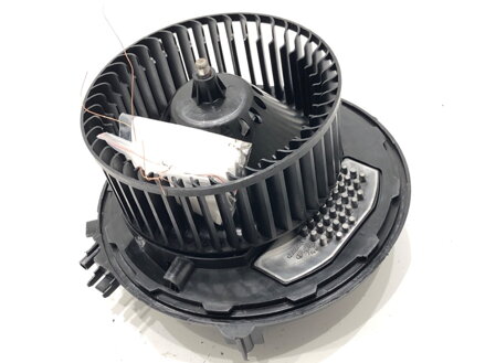 VENTILÁTOR KÚRENIA SKODA OCTAVIA III COMBI (5E5, 5E6) 2012 - 2022 5Q0907521E