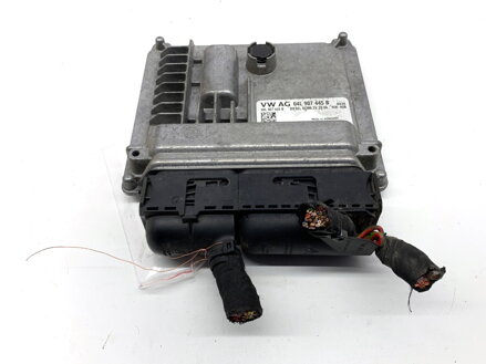 RIADIACA JEDNOTKA MOTORA VW GOLF VII VARIANT (BA5, BV5) 2013 - 2022 04L907445B