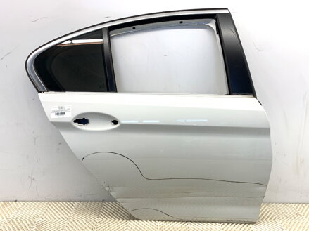 DVERE PRAVÉ ZADNÉ BMW 5 (G30, F90) 2016 - 2022 300