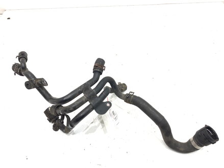 HLAVNÉ POTRUBIE VODY VW PASSAT B8 VARIANT (3G5, CB5) 2014 - 2022 3Q0122101E