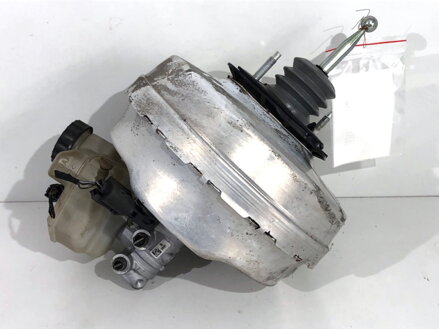 SERVO BRZDY BMW 5 (G30, F90) 2016 - 2022 6861215
