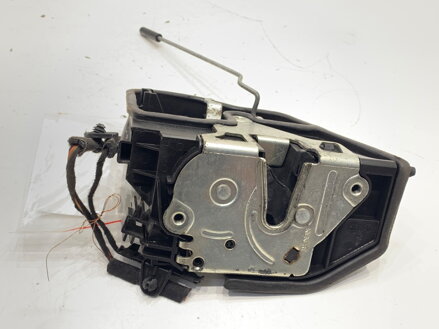 ZÁMOK DVERÍ PRAVÝ PREDNÝ BMW 3 COUPE (E92) 2005 - 2013 7229458