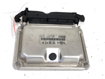 RIADIACA JEDNOTKA MOTORA VW PASSAT B5.5 (3B3) 2000 - 2005 038906019GQ