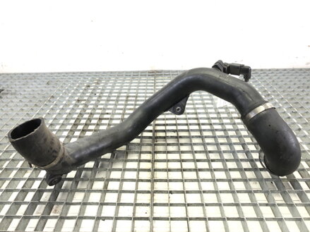 VZDUCHOVÉ POTRUBIE SEAT IBIZA IV (6J5, 6P1) 2008 - 2017 6R0145770G 03P906081