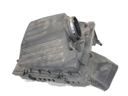 KRYT FILTRA VZDUCHU OPEL INSIGNIA A SPORTS TOURER (G09) 2008 - 2017 55560889
