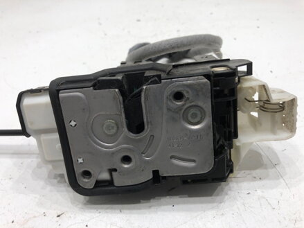 ZÁMOK DVERÍ ĽAVÝ ZADNÝ VOLVO V40 LIFTBACK (525, 526) 2012 - 2022 31301427