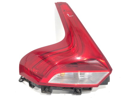 SVETLO ĽAVÉ ZADNÉ VOLVO V40 LIFTBACK (525, 526) 2012 - 2022 31395478